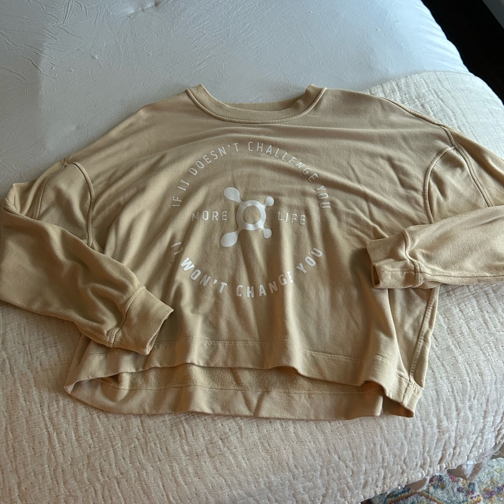 OTF Lululemon light yellow top